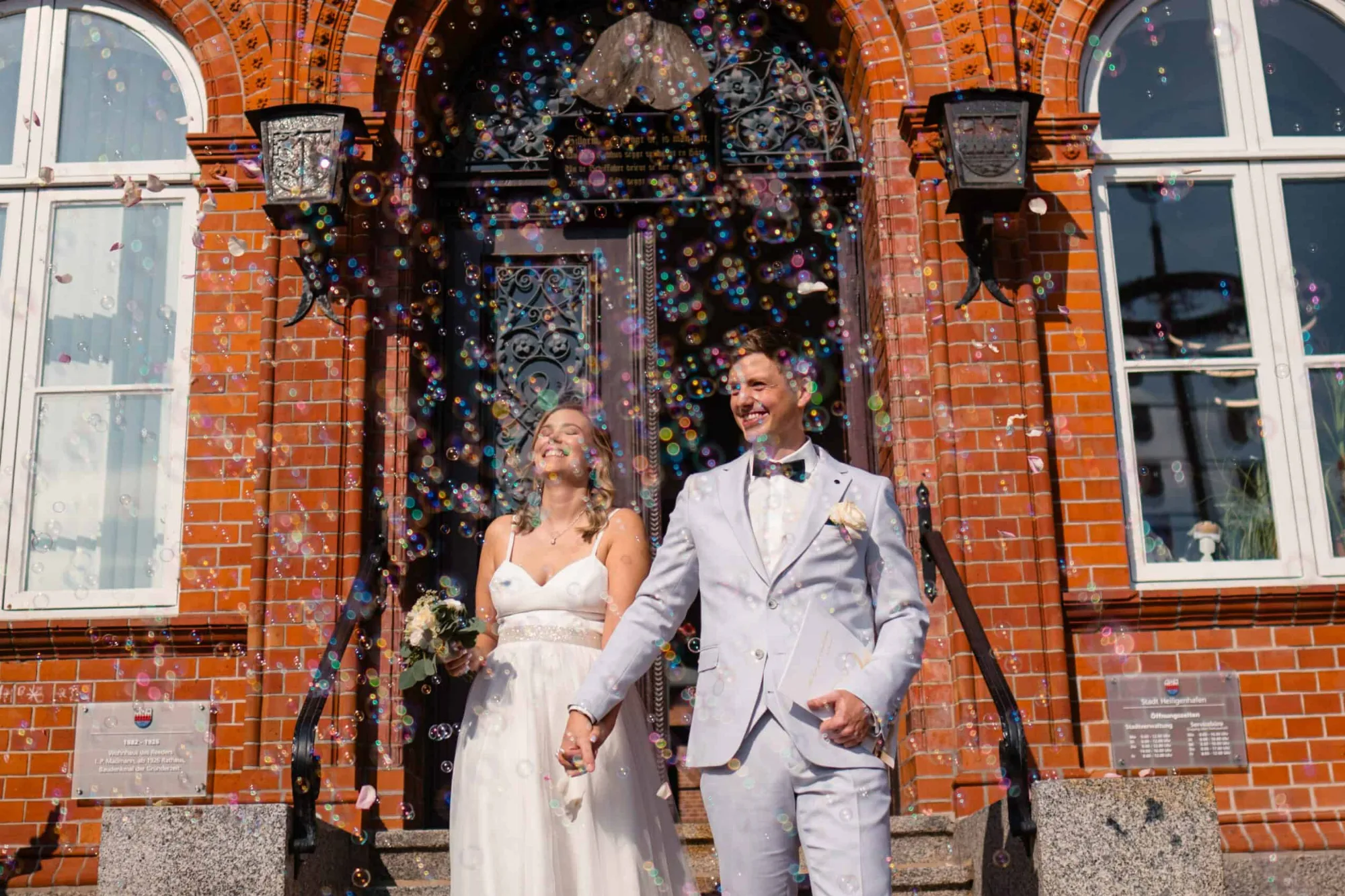 Eine fantastische Hochzeit bei bestem Wetter in Heiligenhafen und auf dem wunderschönen Gut Helmstorf