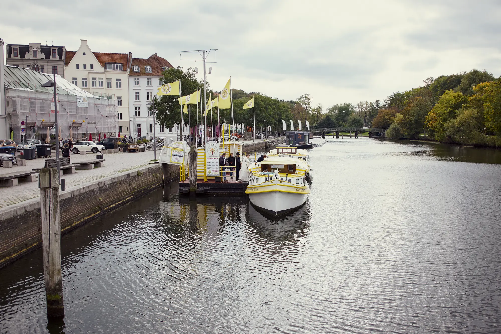 Eine standesamtliche Trauung mitten in der Lübecker Altstadt – Hochzeitsfotograf Lübeck