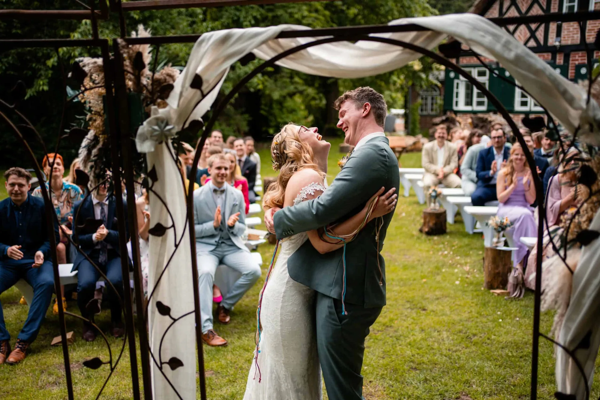 Eine emotionale freie Trauung im Forsthaus Waldhusen und Shooting am wunderschönen Dummersdorfer Ufer